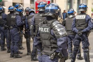 france, police, security-4212403.jpg